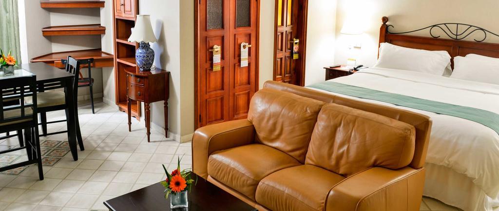 Hotel Plaza Del Libertador 테구시갈파 외부 사진