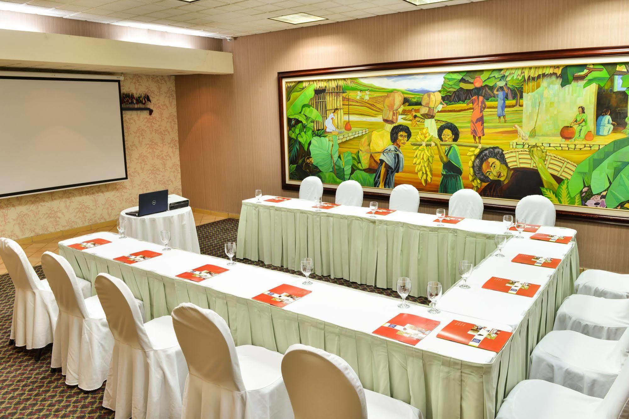 Hotel Plaza Del Libertador 테구시갈파 외부 사진